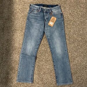Brand new Lucky Brand Crop Jeans